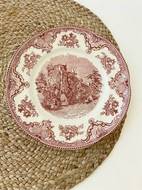 vintage (2) JOHNSON Bros England Salad Plates